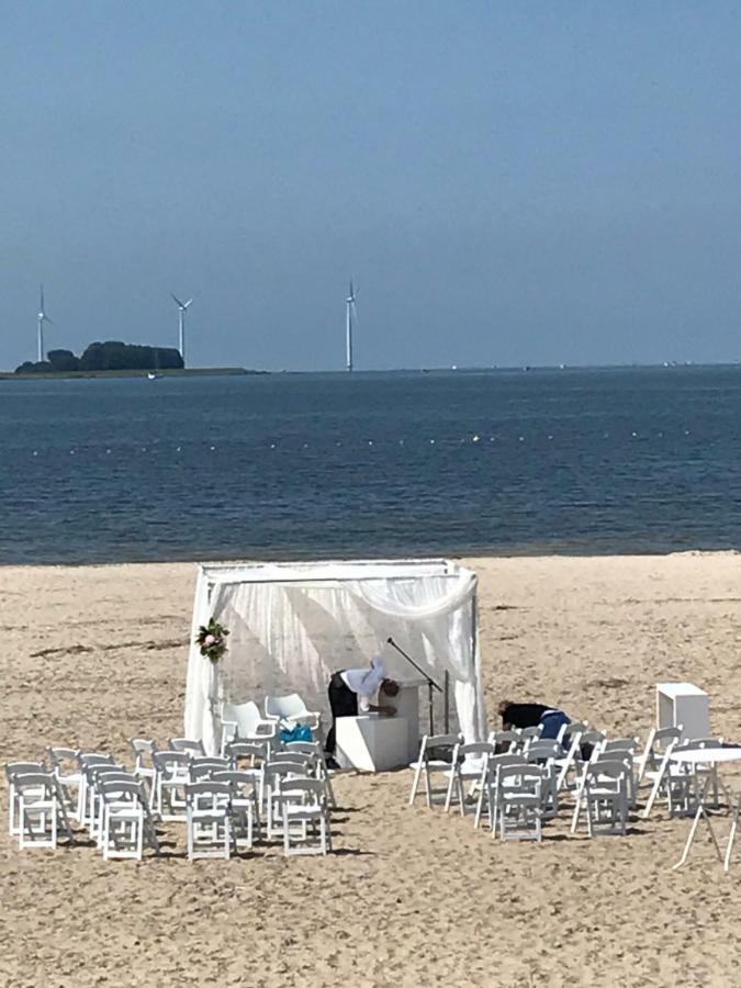 Bungalow Kleine Deichperle, Strand Und Deich In Unmittelbarer Naehe! 렘머 외부 사진